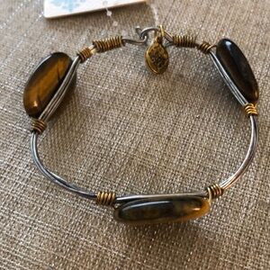 NWT charm bracelet​